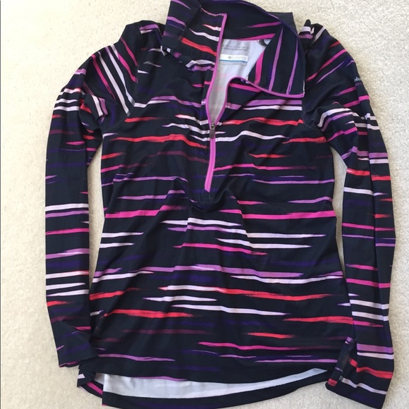 Columbia Tops - Columbia abstract design quick dry pullover
